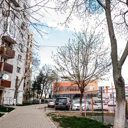 Carla'S Apart Palas-Hala Centrala 1 Bedroom, Airport Shuttle Яш Екстериор снимка