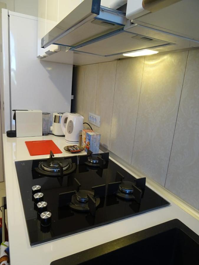 Carla'S Apart Palas-Hala Centrala 1 Bedroom, Airport Shuttle Яш Екстериор снимка