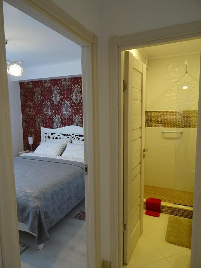 Carla'S Apart Palas-Hala Centrala 1 Bedroom, Airport Shuttle Яш Екстериор снимка