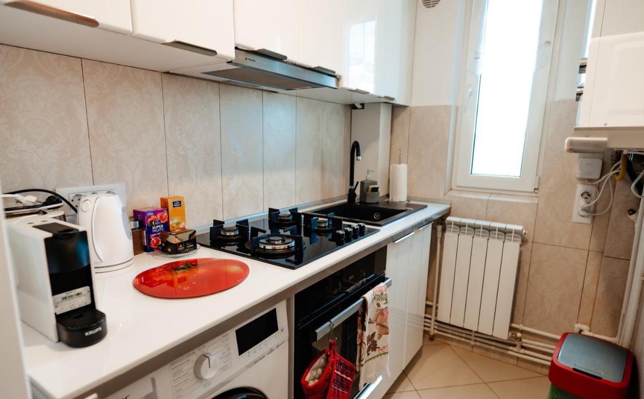 Carla'S Apart Palas-Hala Centrala 1 Bedroom, Airport Shuttle Яш Екстериор снимка