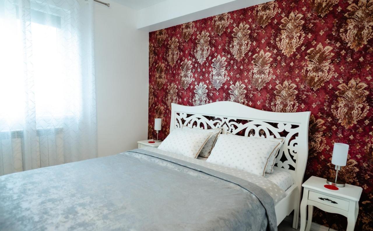 Carla'S Apart Palas-Hala Centrala 1 Bedroom, Airport Shuttle Яш Екстериор снимка