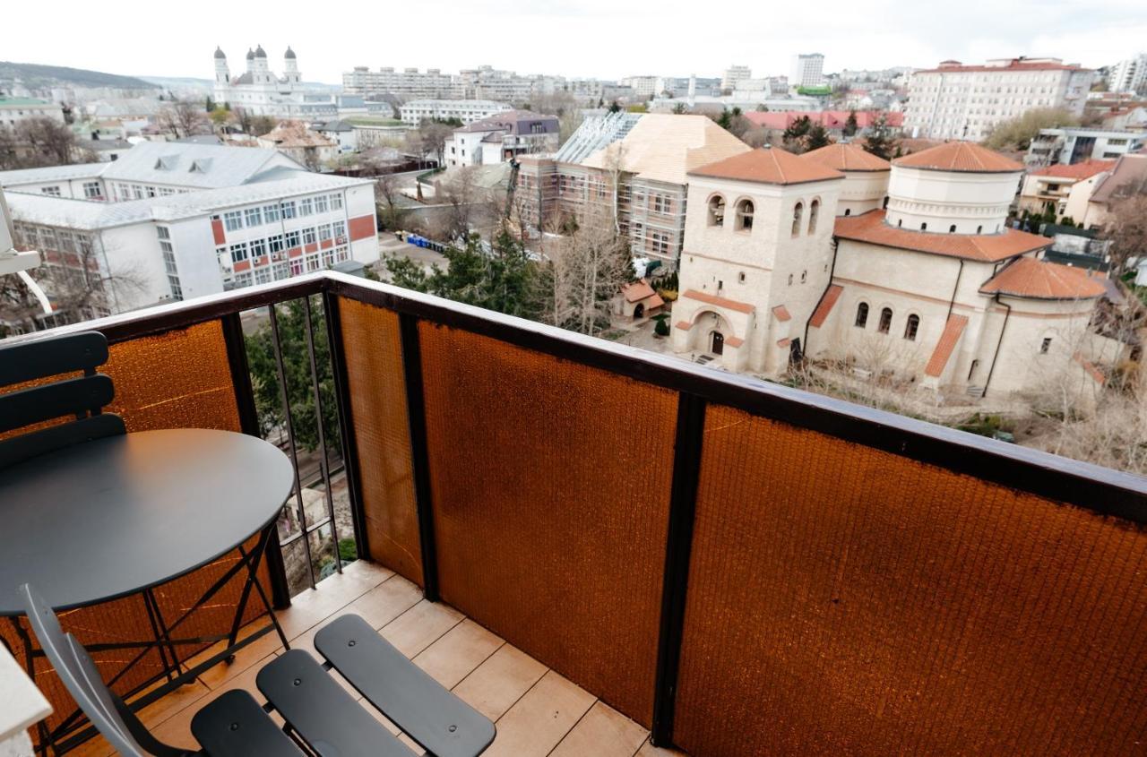 Carla'S Apart Palas-Hala Centrala 1 Bedroom, Airport Shuttle Яш Екстериор снимка